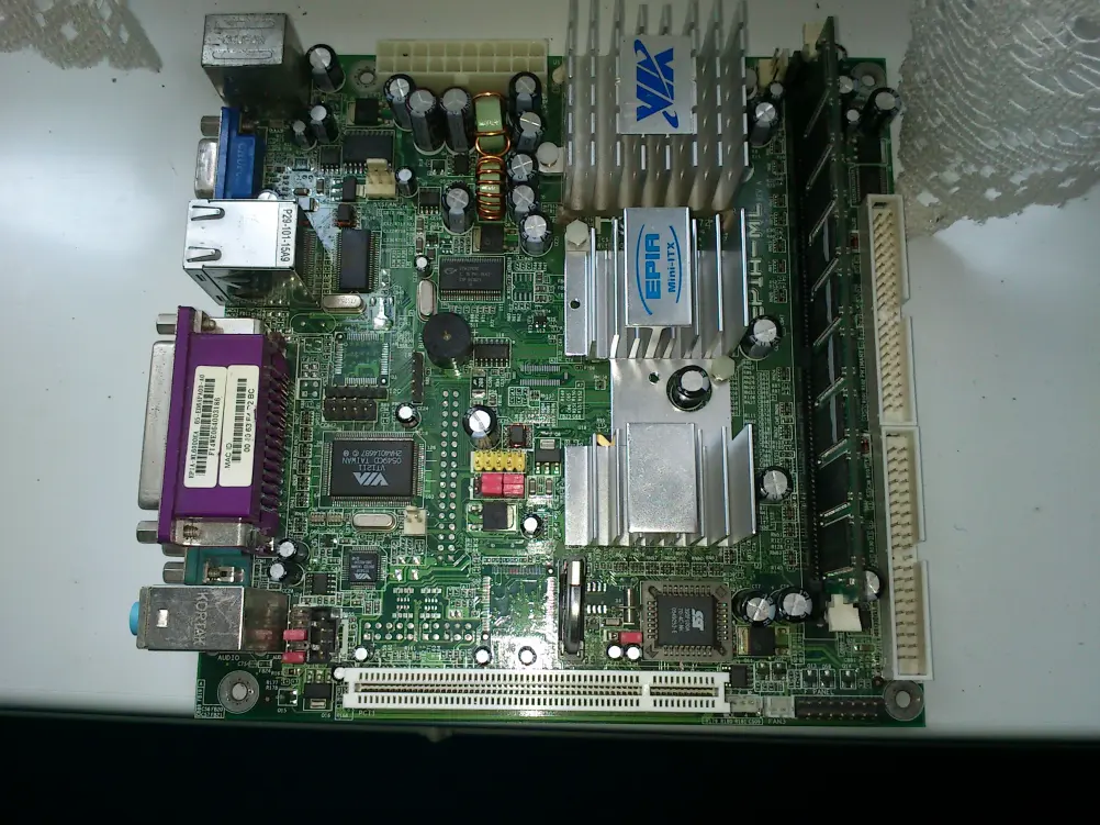 e8dffcdd69a67b3ef9fd959b091c9f74d8456fb14dd0987bd0a871f7b6a4cb95.jpg