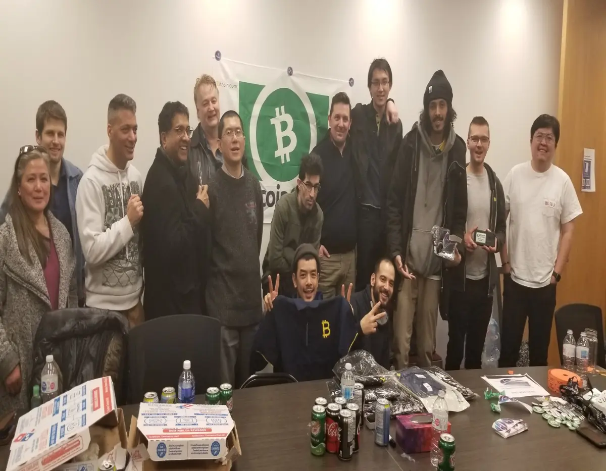 781acb86d79f0d1188d92edfdc10e005d55bd6df96202976365774ecf4ffd0c0.jpg
