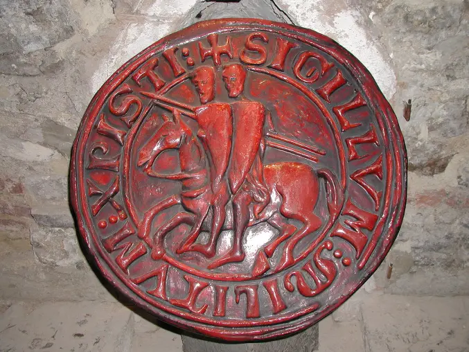 7ff1bfbbca951daa9734721fd840998e0d51c7946a376177b70f823efd213608.jpg