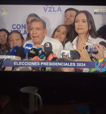 540856fcda64589d1ff2f8b8d6ad809579ec069c7ca9e9a20d4a576370b8570e.png