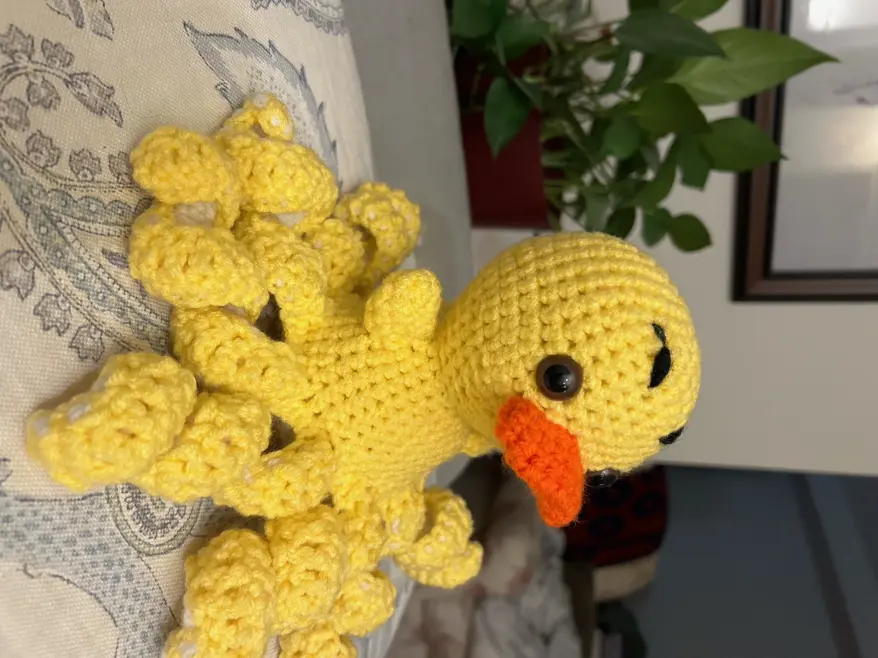 Amigurumi Quacken - 3/4 view