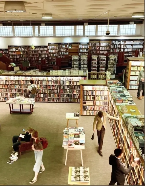 Blackwell's Books, Oxford