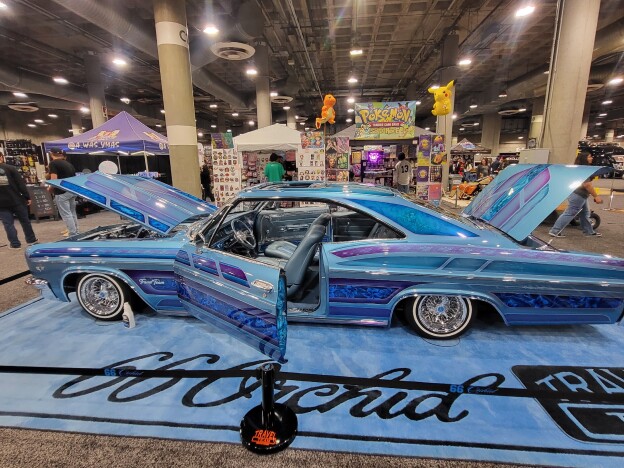 Autoexhibition