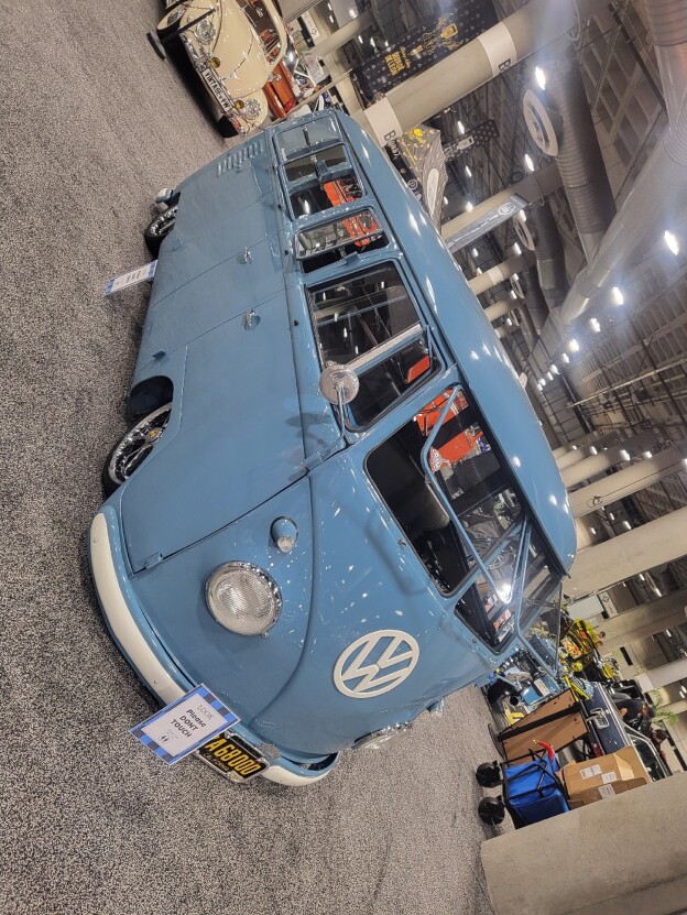 Autoexhibition
