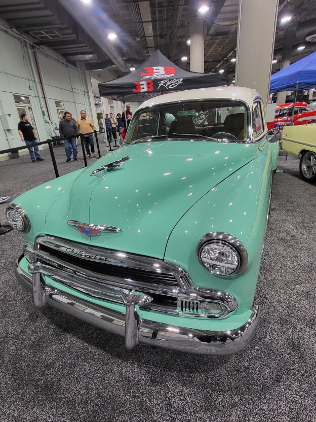 Autoexhibition