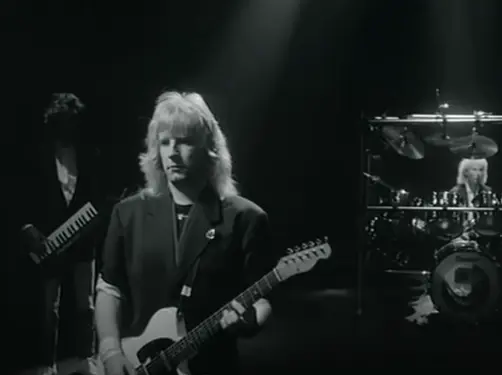Status Quo - In The Army Now