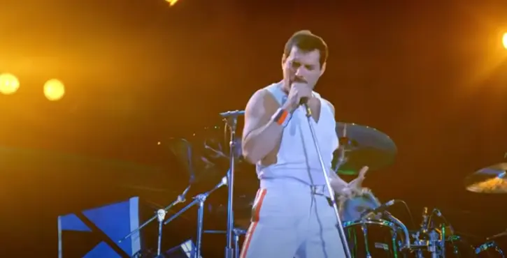 Queen - The Show Must Go On