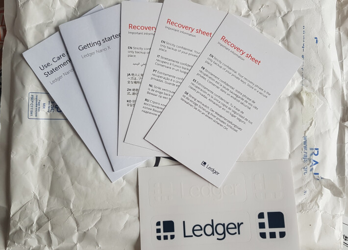 Stickers, recovery sheets and user info