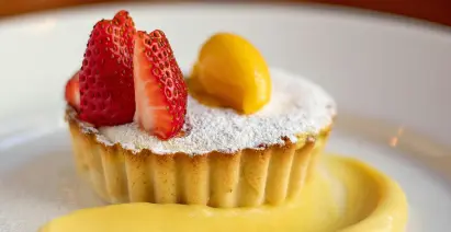 Foto de Valeria Boltneva: https://www.pexels.com/es-es/foto/comida-plato-restaurante-mesa-7474096/