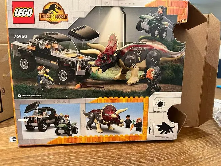 963aab4ea8e6dc8e0c52063128bc514fdfbbb9ac24f0db78696de112f7f34964.jpg
