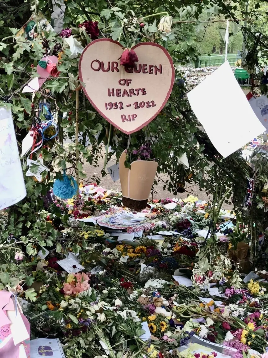 Mourning the death of Elizabeth II