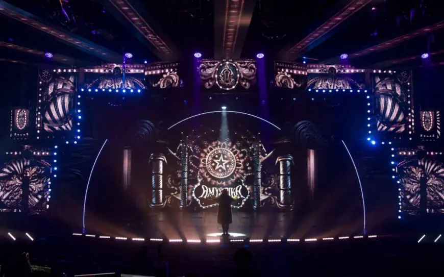 Amystika: The Secret Revealed, Planet Hollywood, Las Vegas, 2022. Production design by Patrick Larsen / Studio Bound, directed by Franco Dragone. The vintage carnival world designed as a prequel to Criss Angel's MINDFREAK.