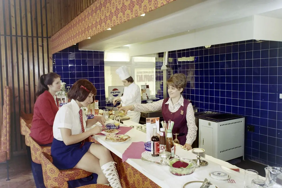 hungarian fast food restaurant