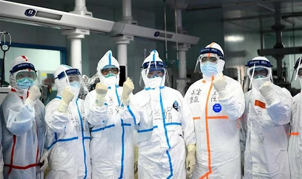 The West must join China in this crisis caused by the Coronavirus, which has already been classified as a pandemic. In waiting for solutions, the world's economies are affected, and even Bitcoin may indirectly suffer in the long term.
