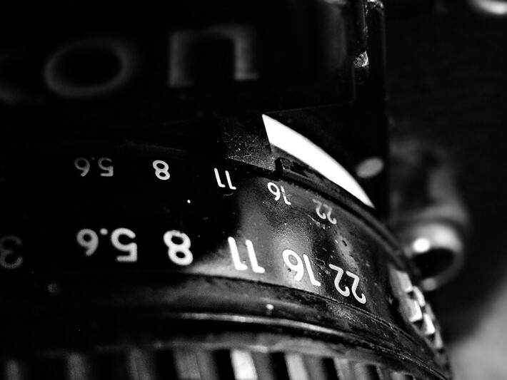 DoF scale - f/5 | 1/30s | 14mm | ISO400