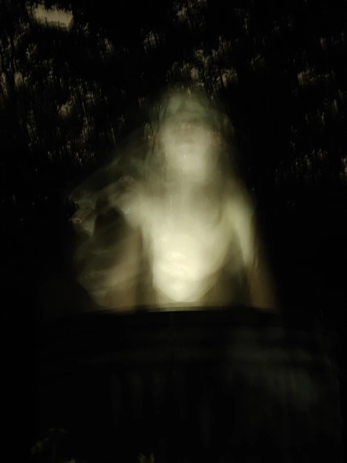 Apparition 2