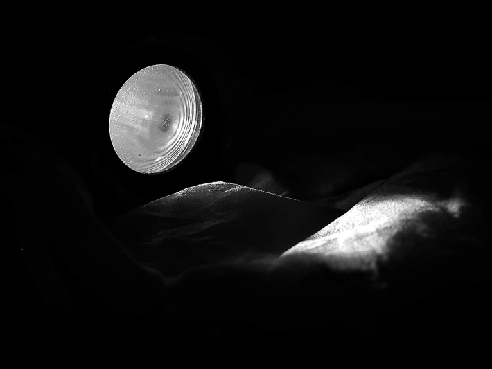 Tissue Paper and THE Flashlight - f/5 | 1/1000s | 8mm | ISO125