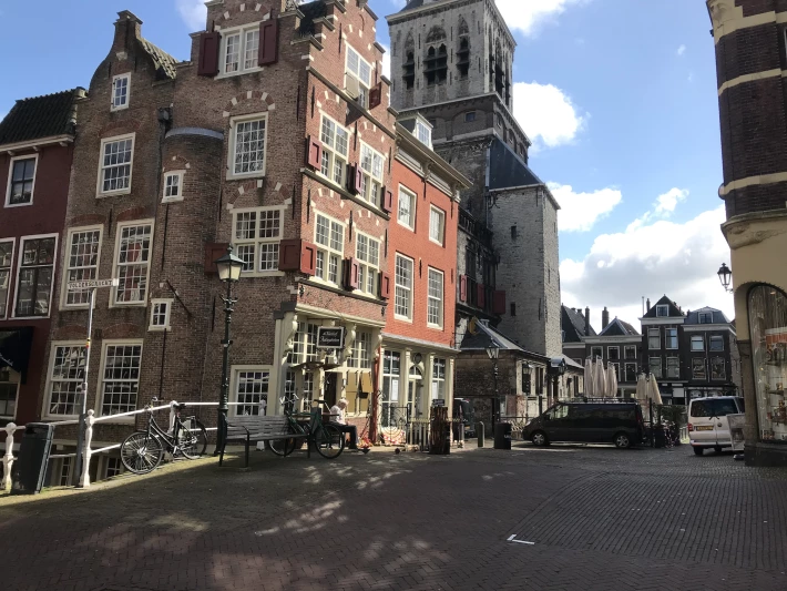 Blue skies over Delft during the Corona crisis. March 2020