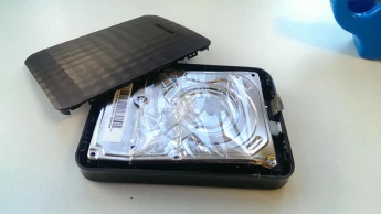 Place Hard Disk in Plastic Cover