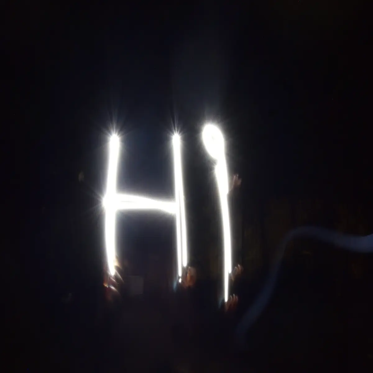 Hi