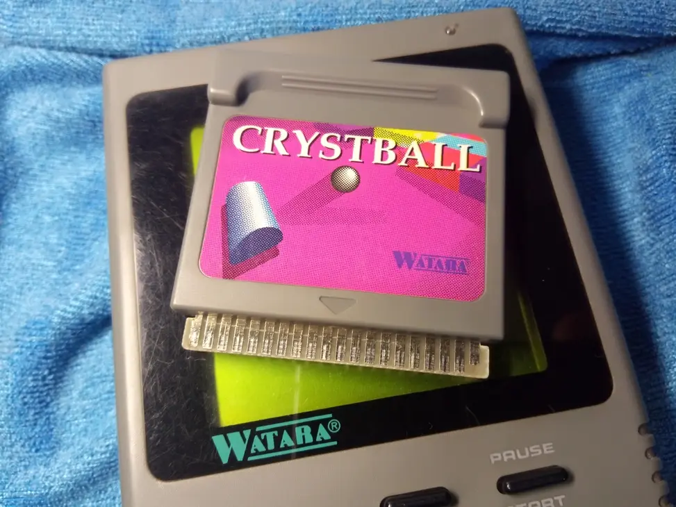 Breakout? Alleyway? Nah, Crystball!!!