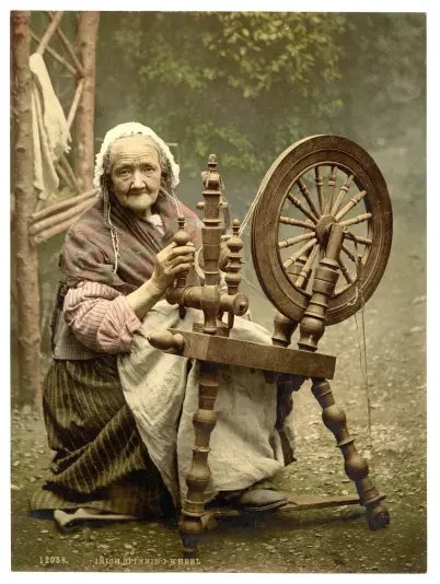 woman with spinning wheel