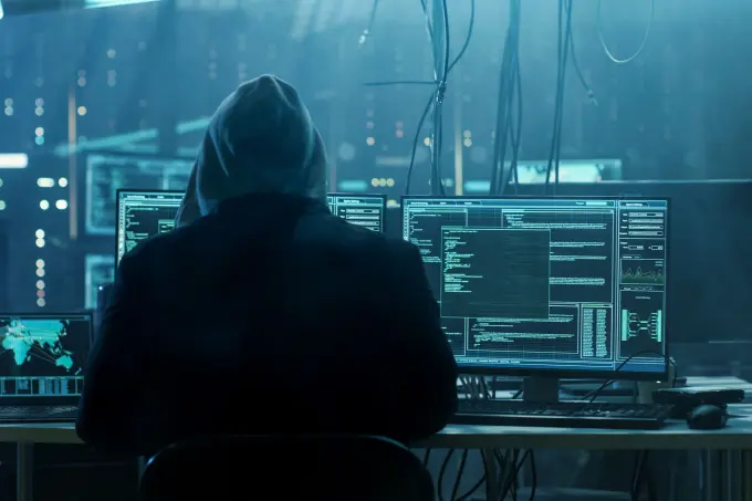 Always wearing hoodie us hackers...