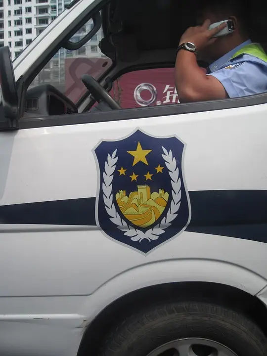 32e85d44a0347d1fa89ec0be1192f2a0a09c8a1bb7d1efe5d0fa1f2e772ac1e1.jpeg