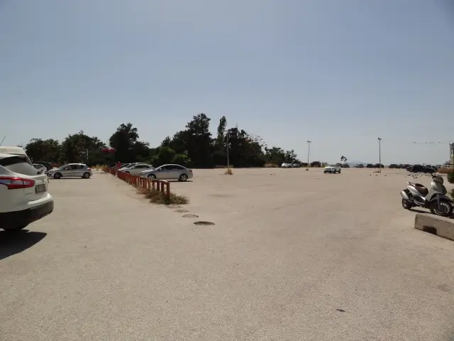 Glyfada - Star Beach - Parking