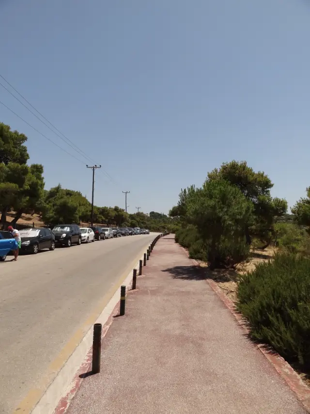 Around Athens - Kavouri - Beaches - Megalo Kavouri Beach - Parking