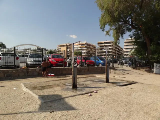 Around Athens - Alimos - Beaches - Kalamaki Beach - Showers