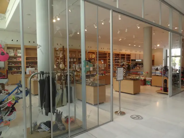 Greece - Around Athens - Kallithea - POI: Stavros Niarchos Park - Gift Shop