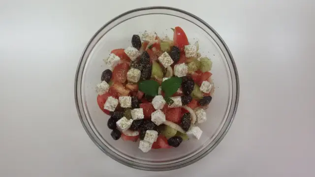 Greece - Food & Drinks - Salad: Choriatiki