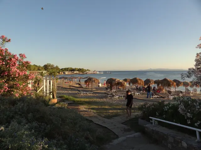 Greece - Around Athens - Alimos - Beaches - Loutra Beach: Entrance