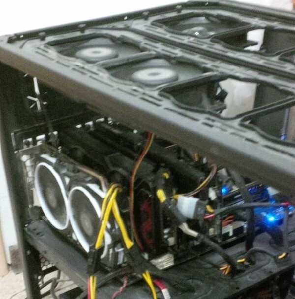3 GPUs in EATX