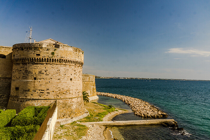 Castle & sea