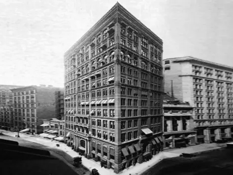 The world's first skyscraper.