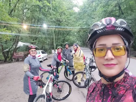 Iranian Girls and Cycling Problems