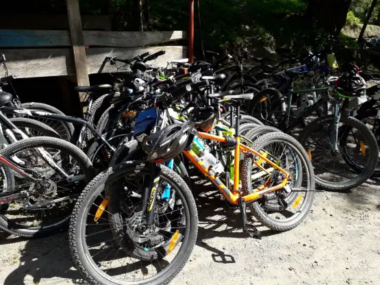 CYCLING! IRAN! GIRLS!