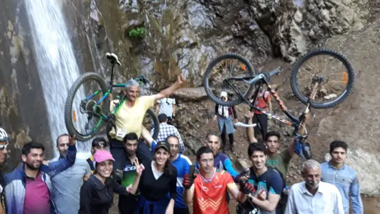 CYCLING! IRAN! GIRLS!