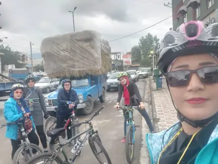 CYCLING! IRAN! GIRLS!
