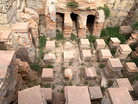 Roman baths with floor heating