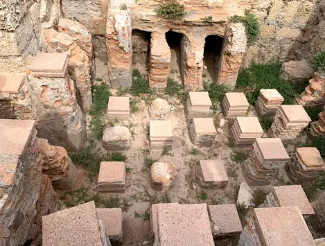Roman baths with floor heating