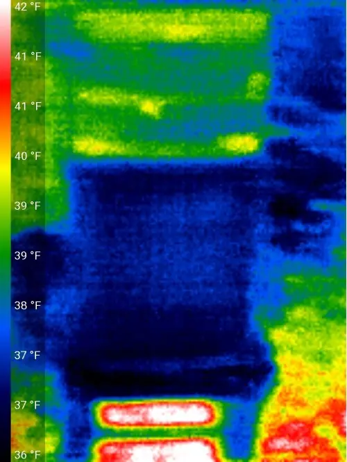 Insulated hive in infrared