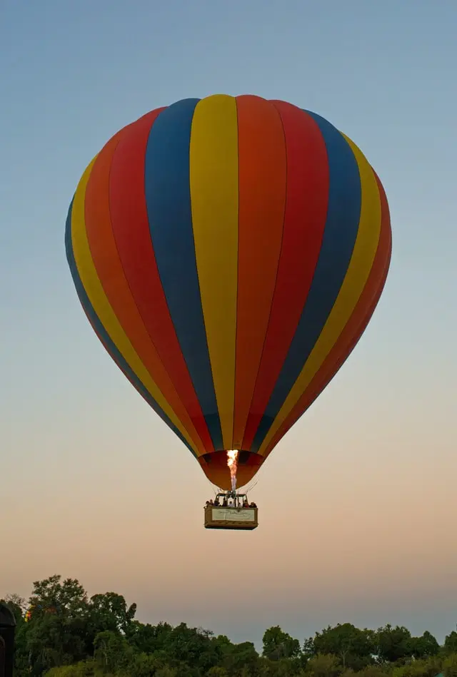 hot air balloon