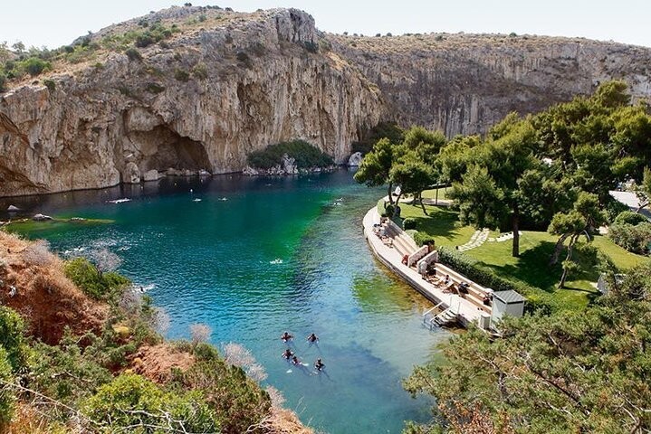 Vouliagmeni's Lake