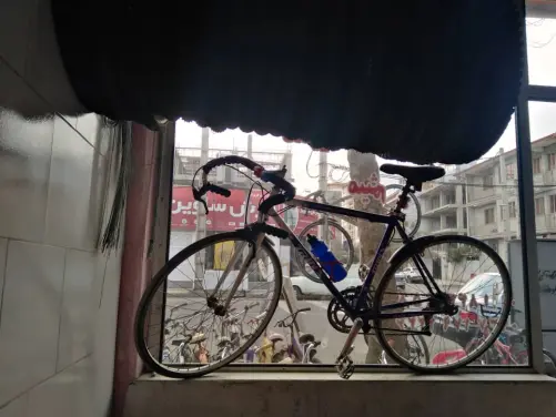 Photography of Cycling, The Story of Repairmen & a Friend