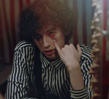 Here I'm using a picture from Sub Urban's freak show