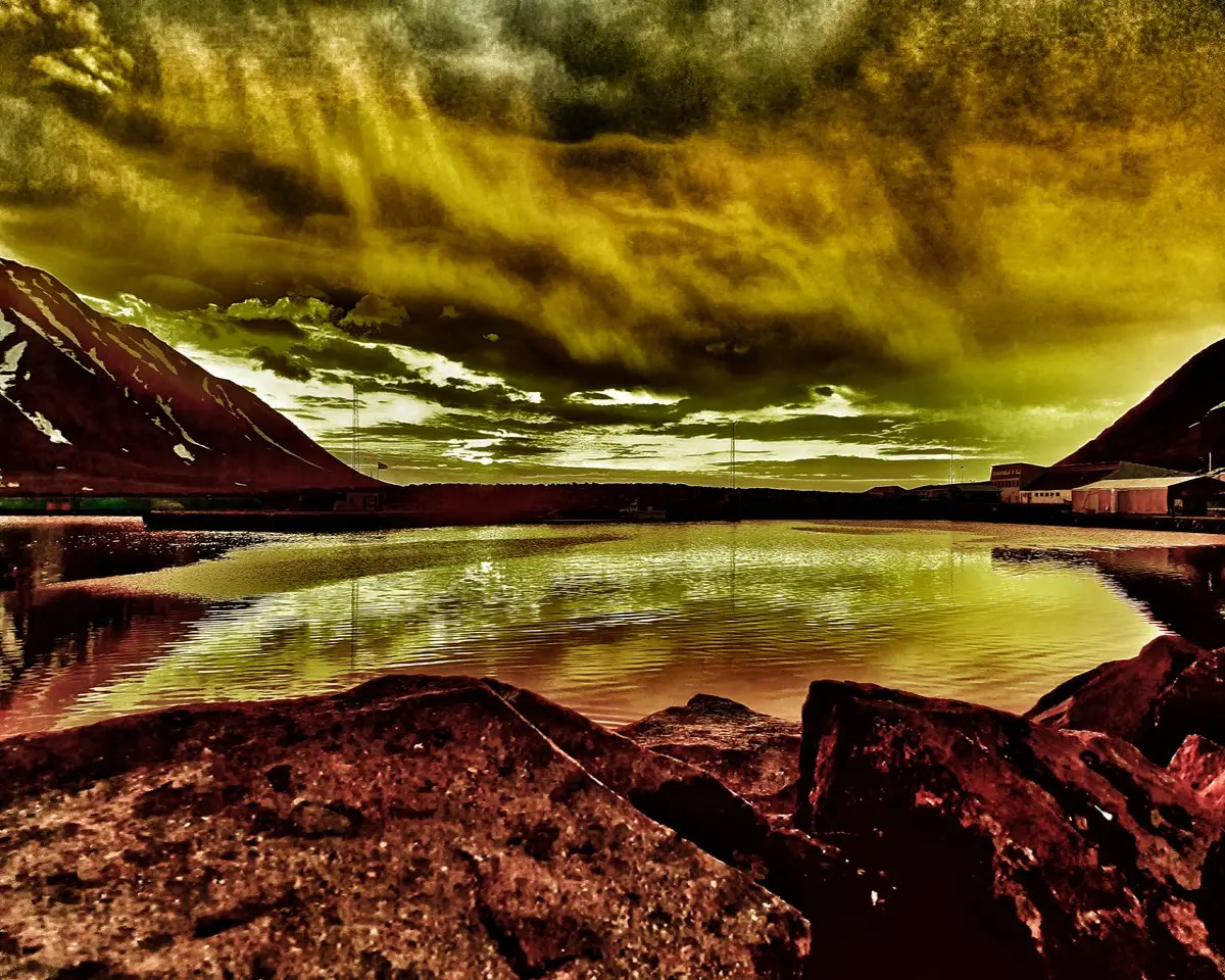 7aa60476a7390eede153436c6a7f9cf22b95fa7b668f6cef824439020744f71c.jpg