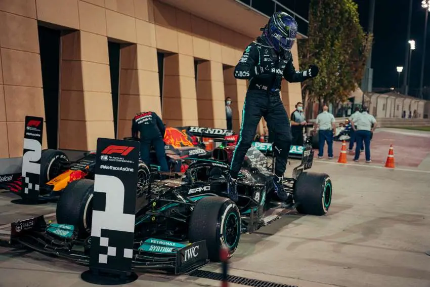 Hamilton starts on top